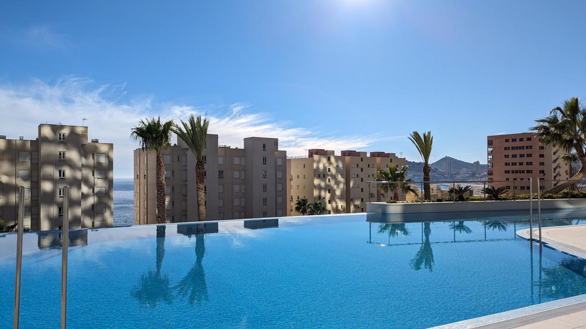 Sunset Cliffs Sea View Apartments Benidorm Exterior photo