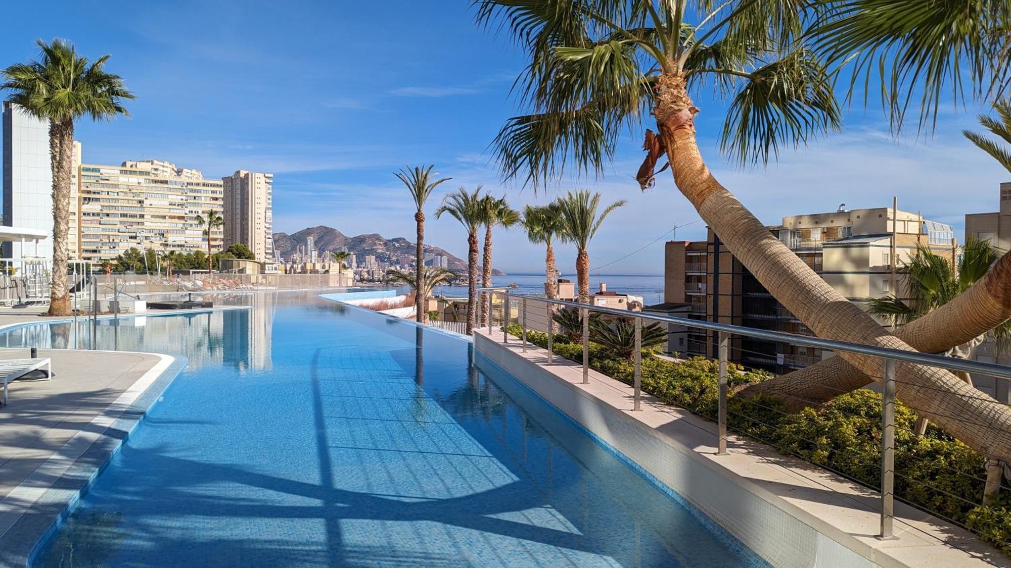 Sunset Cliffs Sea View Apartments Benidorm Exterior photo